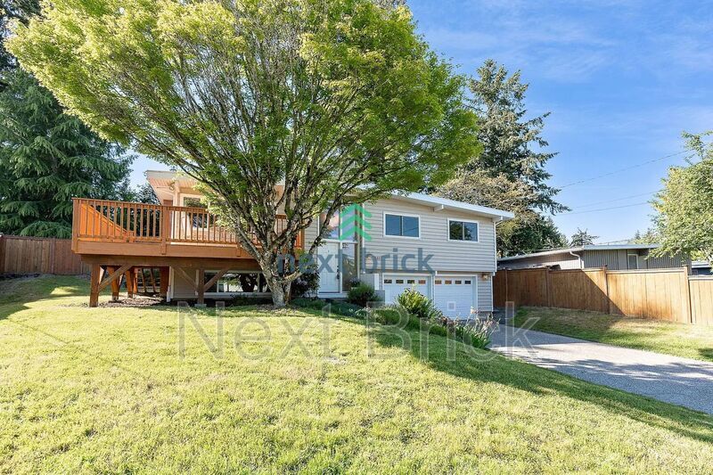 Foto principal - 16802 NE 6th St