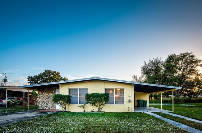 Foto del edificio - 510 Sharon Cir