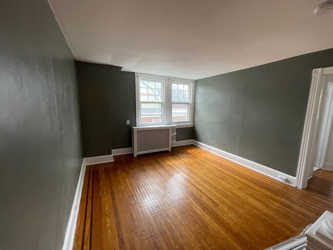 Building Photo - 67 Owen Avenue, Unit 3
