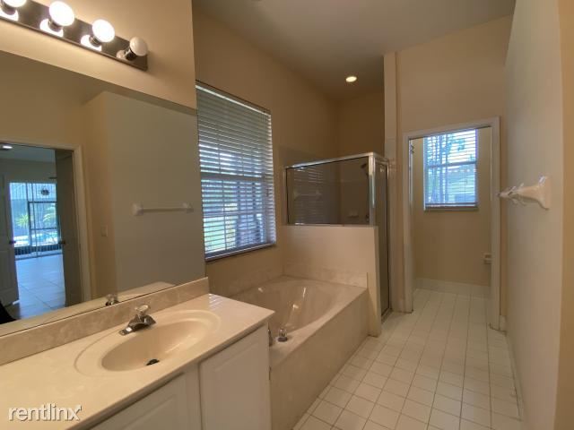 Foto del edificio - 3 br, 2 bath House - 13926 Temple Blvd