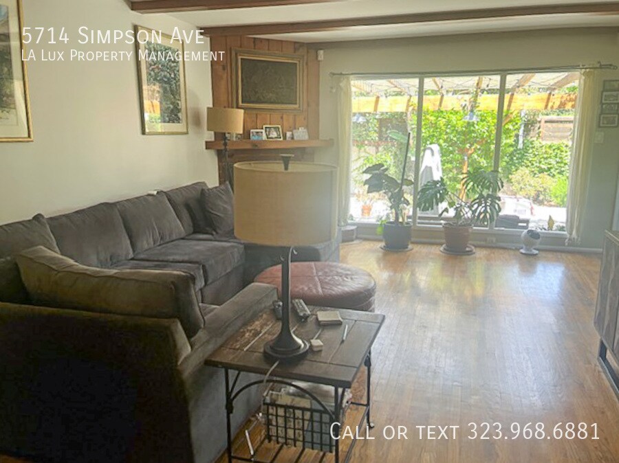Foto principal - 5714 Simpson Ave