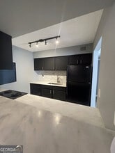 Building Photo - 1404 Huntingdon Chase