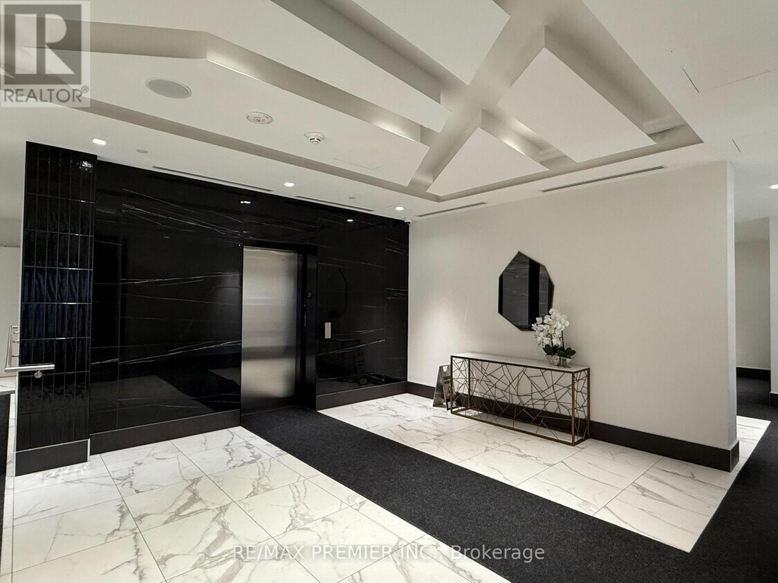 Photo du bâtiment - 50 Dunfield Ave