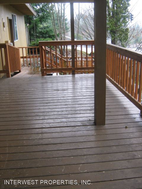 Building Photo - 3 br, 2 bath House - 14460 SW SEXTON MTN.