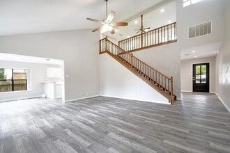 Building Photo - 14926 Eminence