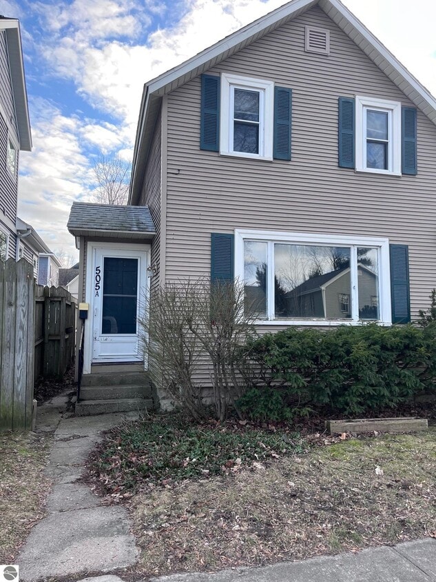 505 Second St, Traverse City, MI 49684 House Rental in Traverse City, MI