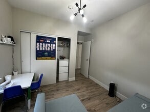 Building Photo - 4255 Sardis St