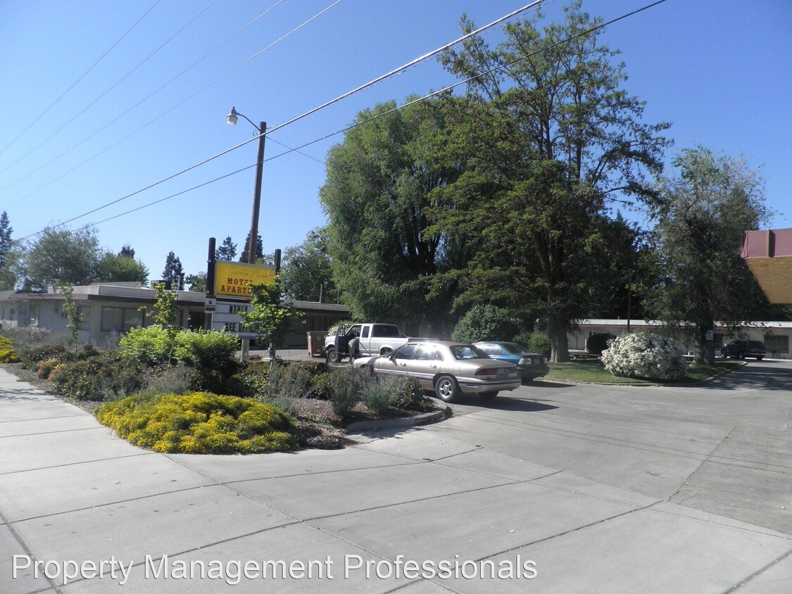 Foto del edificio - 1400 Rogue River Hwy