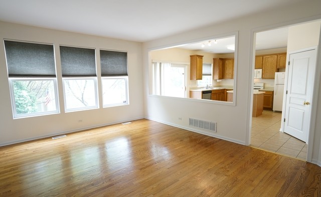 Foto del edificio - 546 Woods Creek Ln