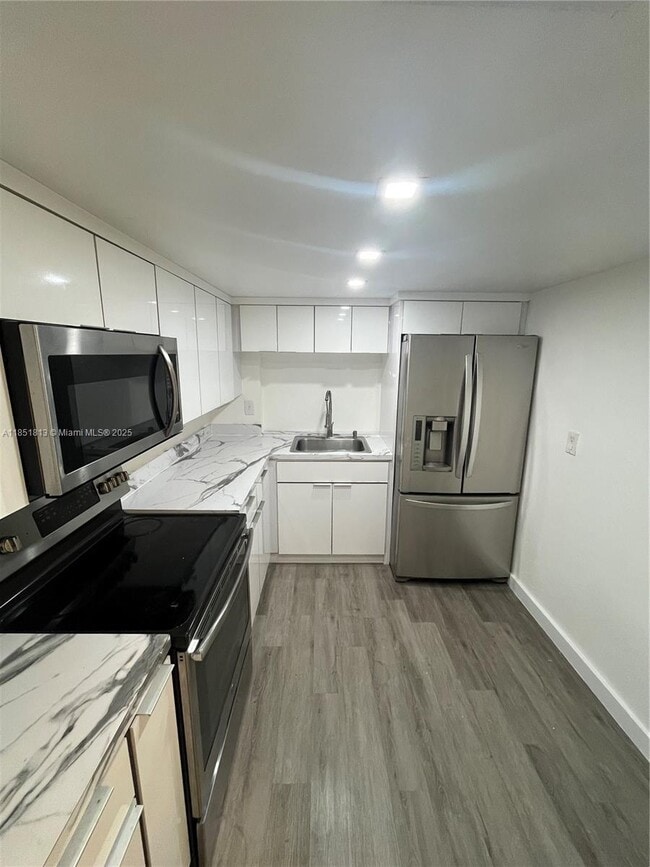 Foto del edificio - 9441 SW 4th St