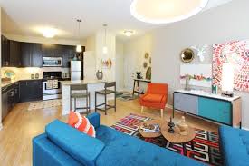 Living Room - 121 E 5th St