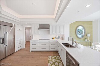 Building Photo - 3971 Gulf Shore Blvd N