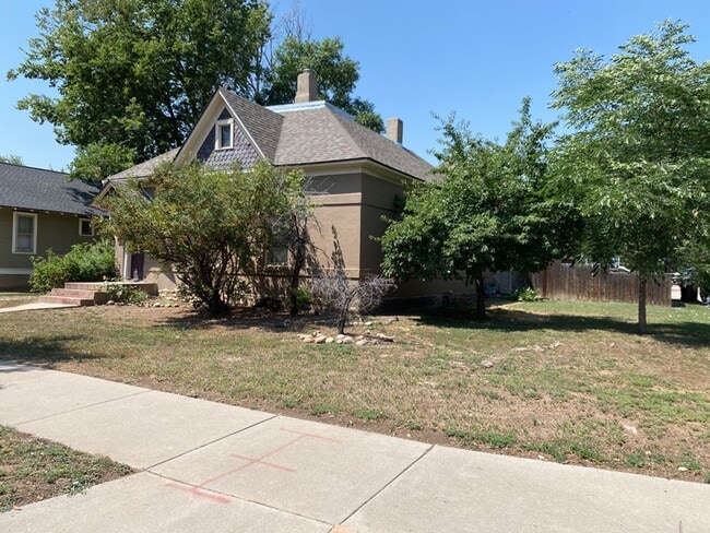 Building Photo - Classic Old Town Fort Collins 2 Bed 2 Bath Home Close to CSU