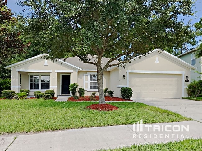 Building Photo - 12264 Deersong Dr