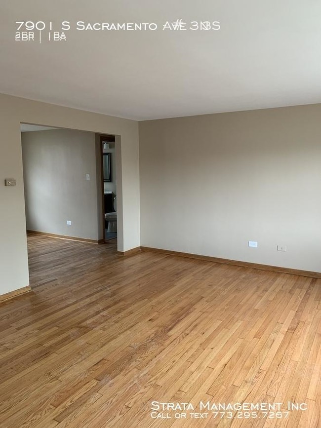 Building Photo - 2 bedroom in Chicago IL 60652