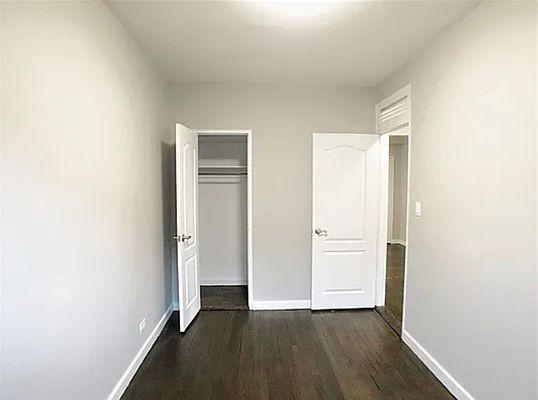 Foto del edificio - 3 bedroom in Bronx NY 10471