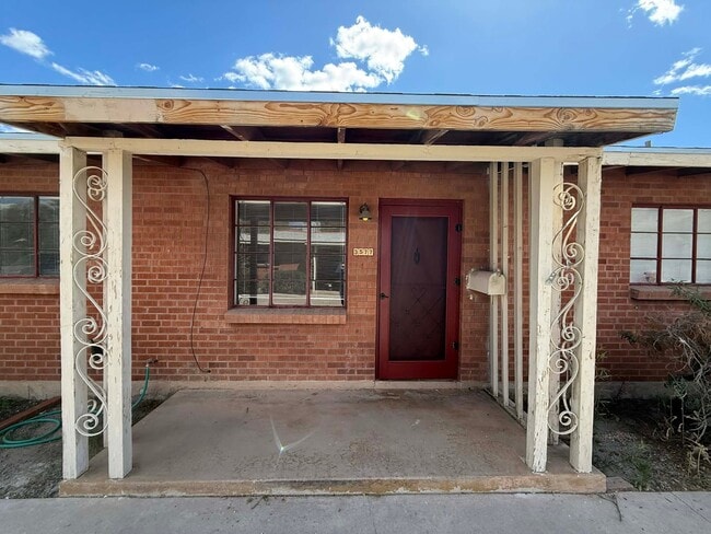 Foto del edificio - 3577 E 3rd St