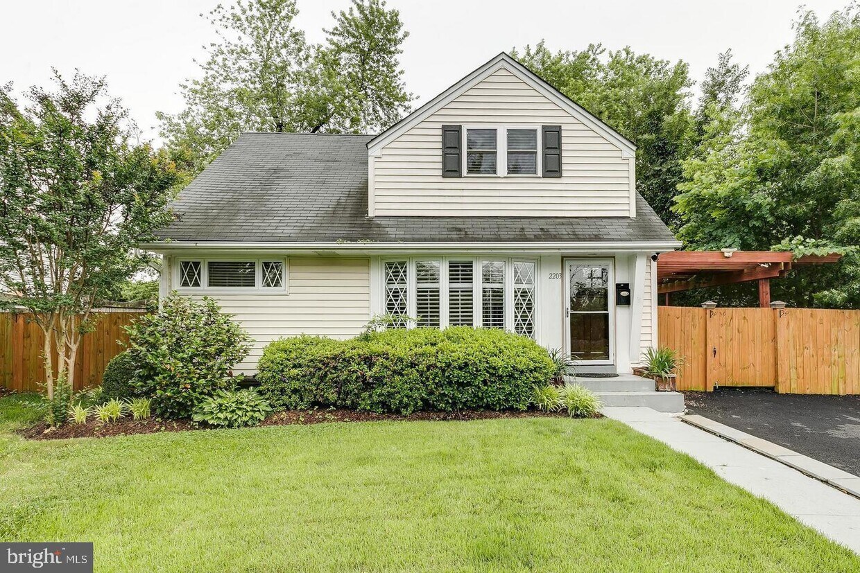 2203 Belle View Blvd, Alexandria, VA 22307 House Rental in Alexandria