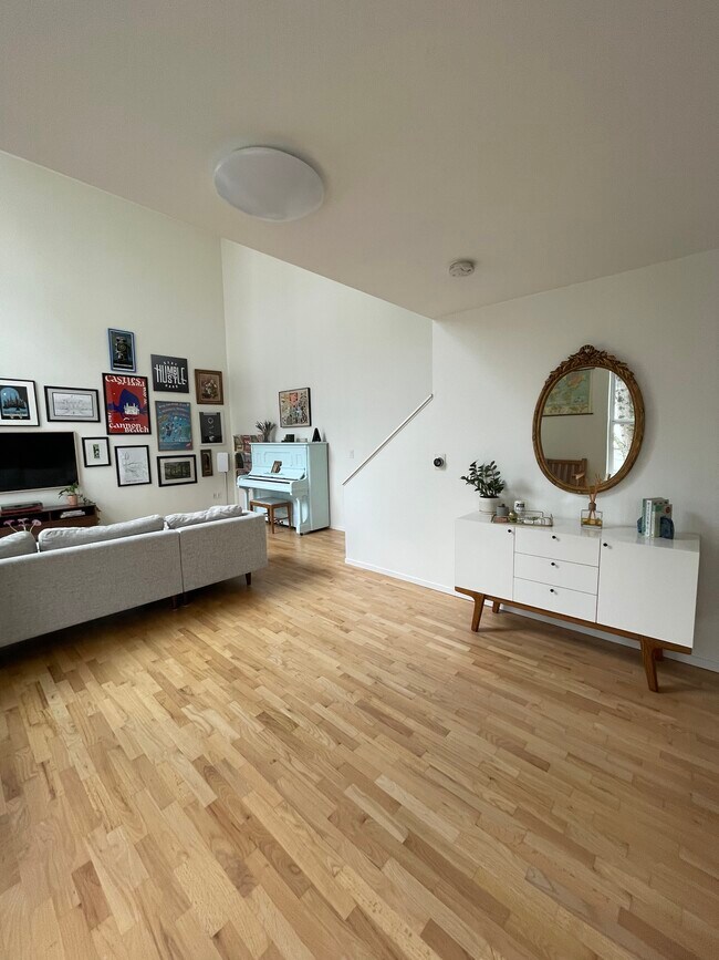 Foto del edificio - 1009 NW Hoyt St