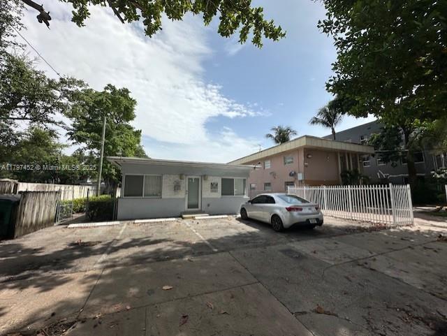 Primary Photo - 1145 NW 3rd St