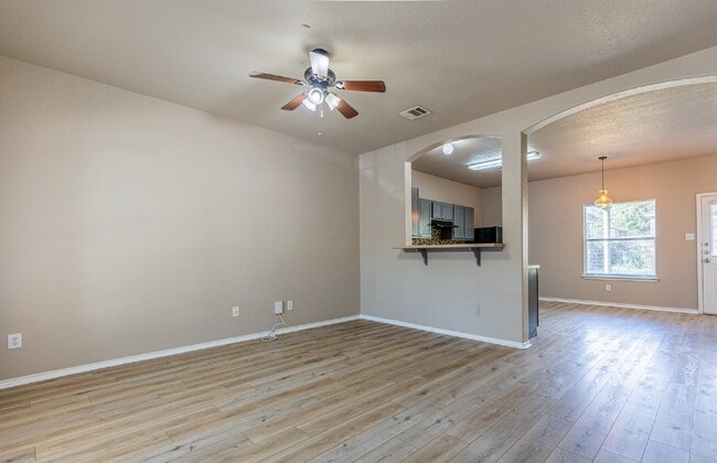 Building Photo - 11716 Channing Dr