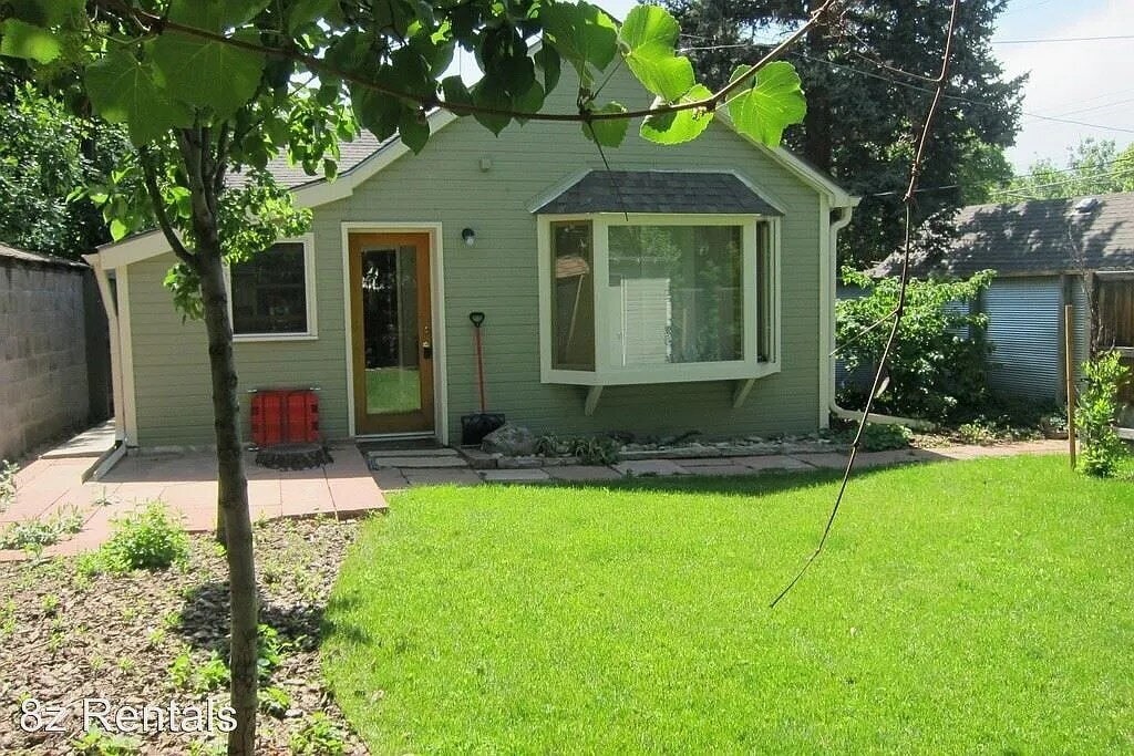 Charming Studio Furnished Unit - Cozy 400 Sq Ft Home with Full Bath!" - Charming Studio Furnished Unit - Cozy 400 Sq Ft Home with Full Bath!"