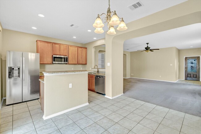 Building Photo - 2202 Sage Canyon Dr