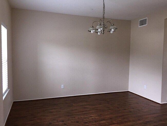Building Photo - 2630 Cypress Springs Dr