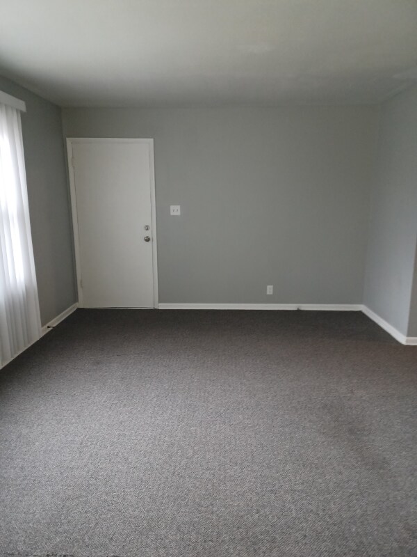 Building Photo - 5876 N 68th St