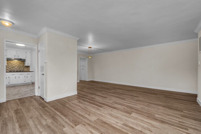 Foto del edificio - 3400 Greenfield Ave