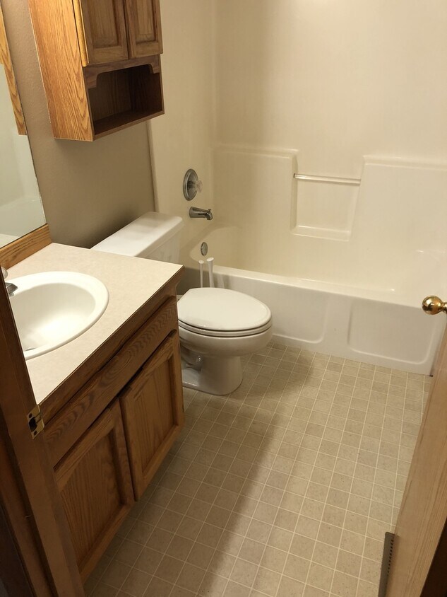 Foto principal - Desirable one Level Home in SW Redmond!