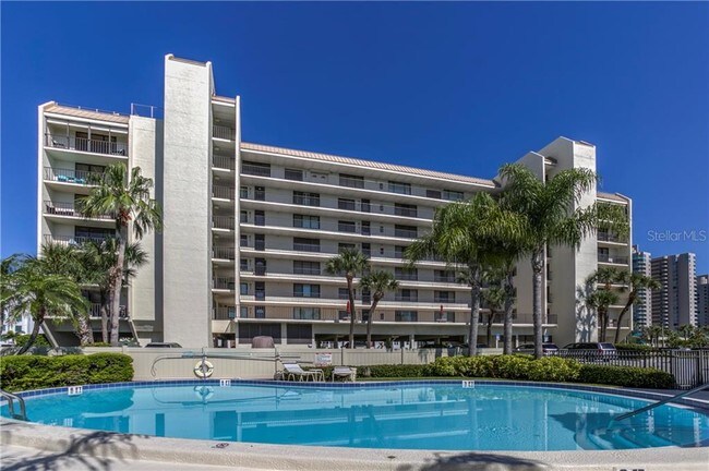 Foto del edificio - 1591 Gulf Blvd