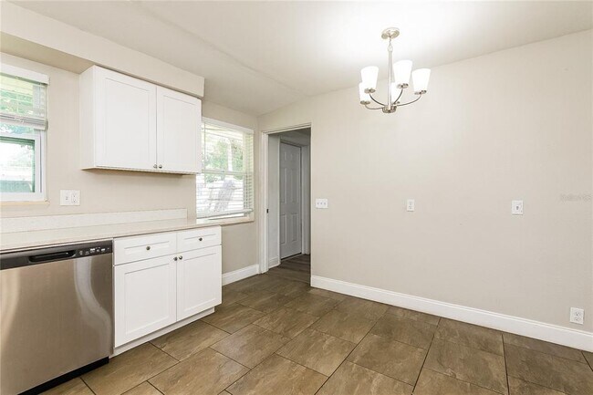 Foto del edificio - 5820 21st St W