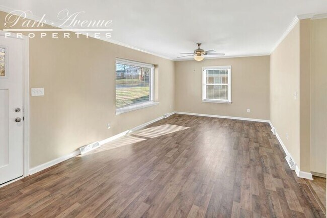 Foto del edificio - 6907 Pawtuckett Rd
