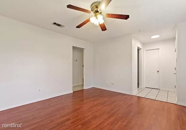 Building Photo - 3 br, 2 bath House - 7212 Malibar Ln