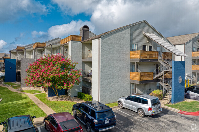 Building Photo - Mission James Place Apartments