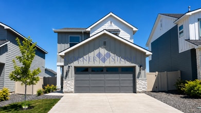 Building Photo - 1992 S Saltbrush Wy