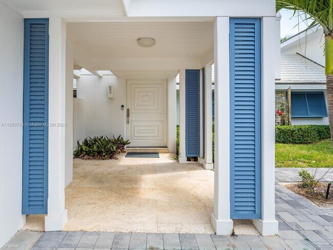 Building Photo - 5 br, 6.5 bath House - Floralton Beach