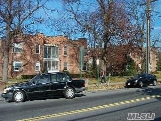 Primary Photo - 284 Central Ave