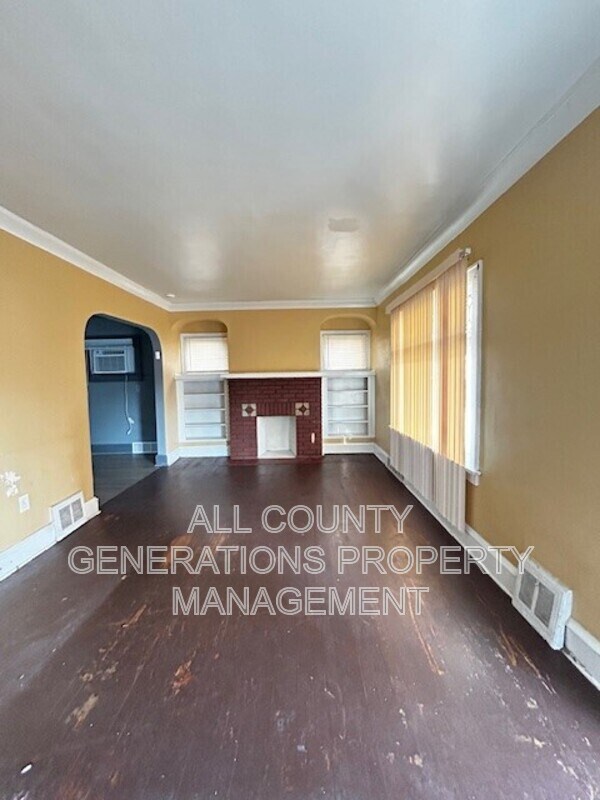 Building Photo - 13309 Christine Ave