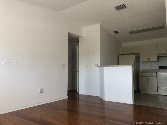 Foto del edificio - 3650 N 56th Ave