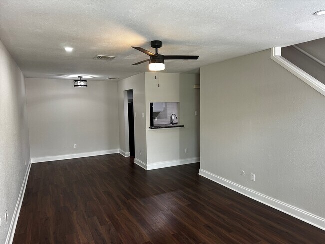 Building Photo - 9534 Pagewood Ln
