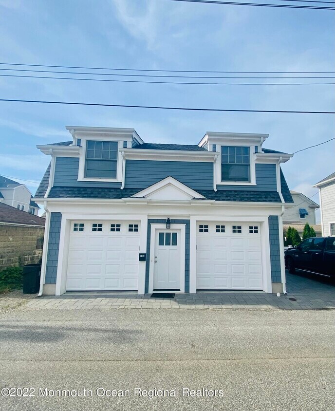 132 Sylvania Ln, AvonbytheSea, NJ 07717 Room for Rent in Avonby
