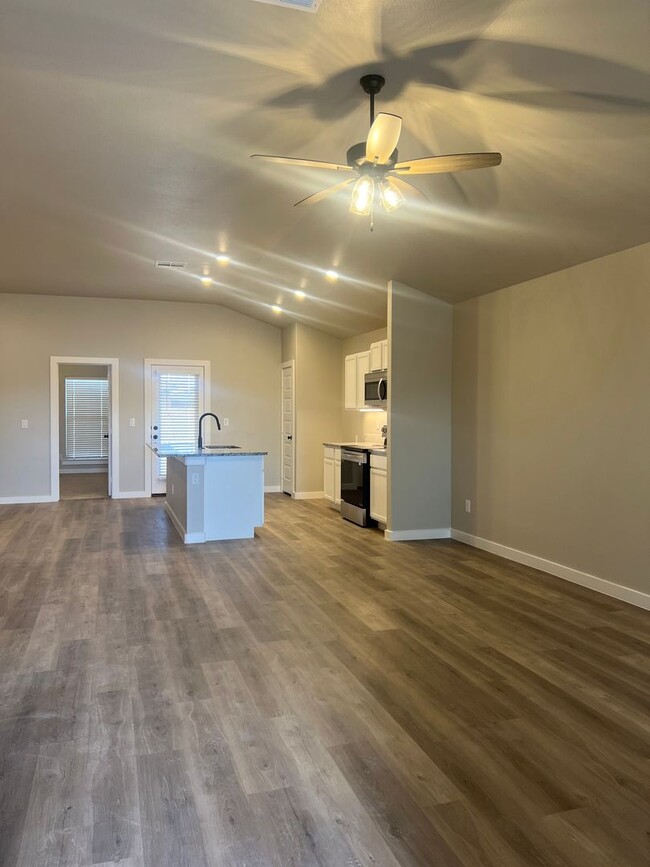 Building Photo - Newly-Built Home - Cooper ISD