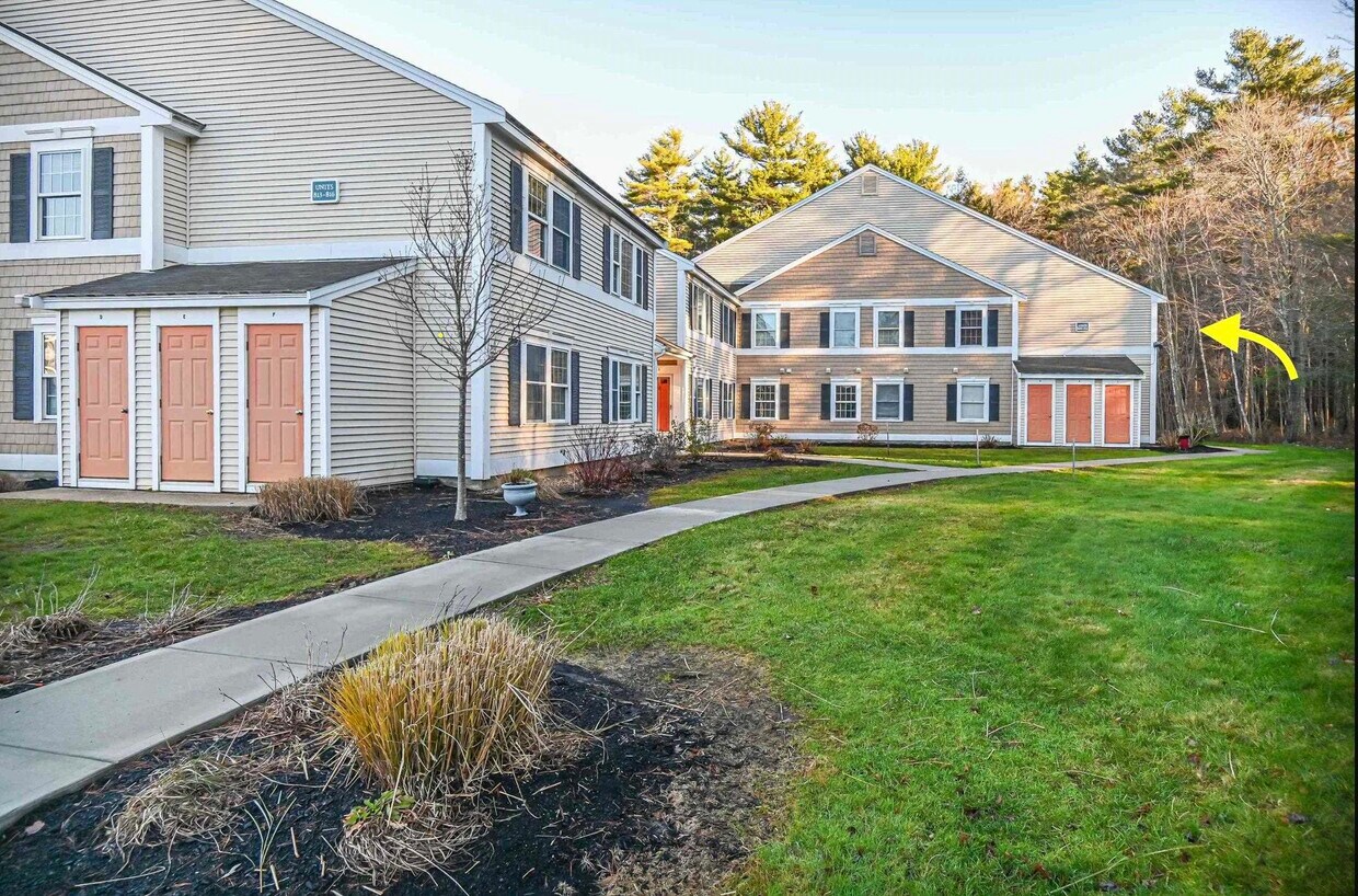 Primary Photo - 810 Springbrook Cir