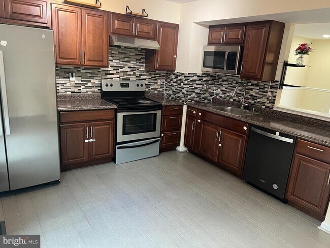 Foto del edificio - 15224 Wentwood Ln