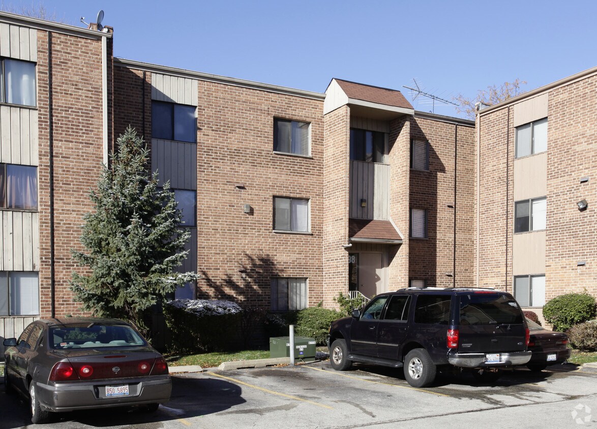 Primary Photo - 1498 E Ports O Call Dr