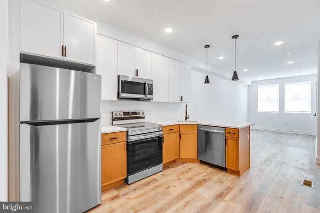 Photo - 2528 N 11th St Townhome