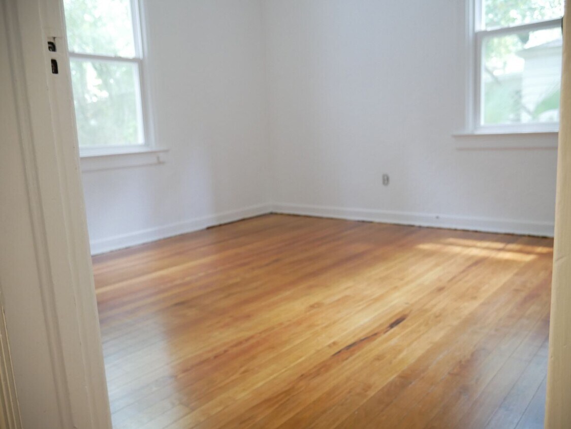 2/1 w/garage in St. Nicholas House Rental in Jacksonville, FL