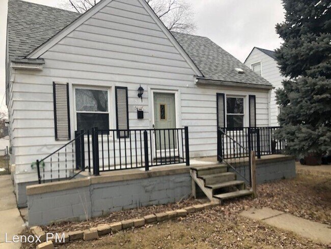 Building Photo - 3 br, 1 bath House - 5156  Niagra